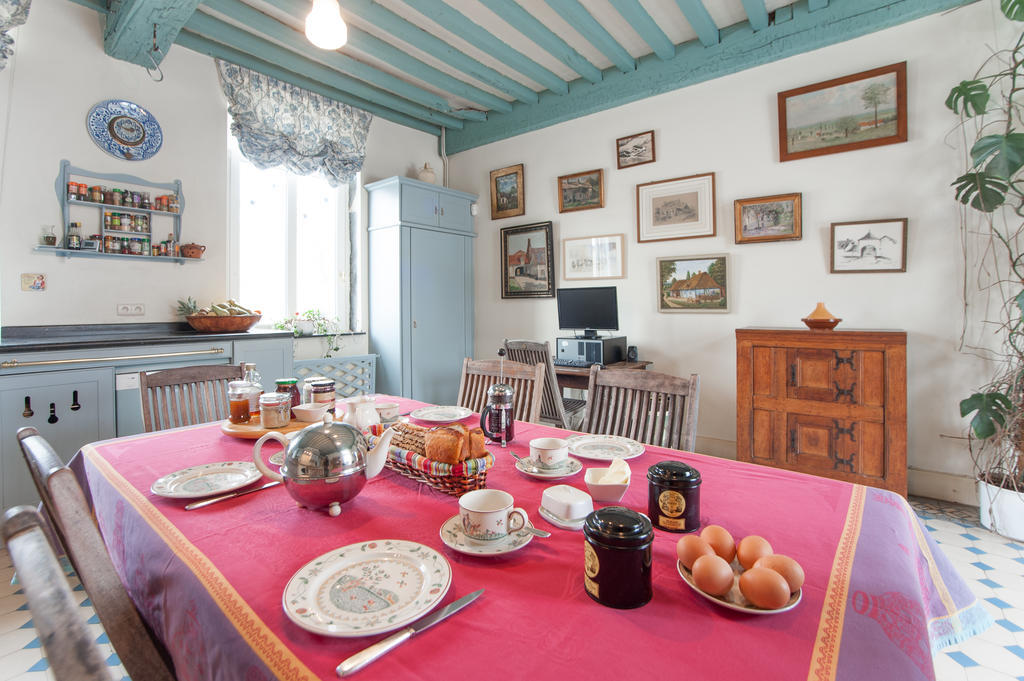 B&B Cense De La Tour Nil Saint-Vincent Kültér fotó